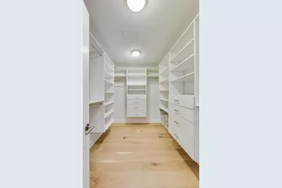 198 N Park Drive #198, Chicago, IL 60601 - Photo 24