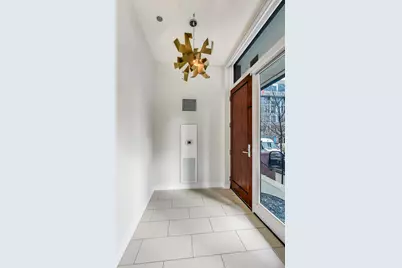 198 N Park Drive #198, Chicago, IL 60601 - Photo 2