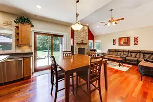 11905 Kingston Pl, Algonquin, IL 60102 - Photo 10