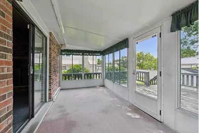 7829 Nantucket Drive, Darien, IL 60561 - Photo 20