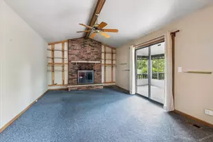 7829 Nantucket Dr, Darien, IL 60561 - Photo 10