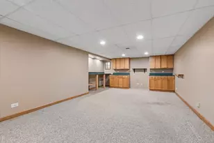 7829 Nantucket Dr, Darien, IL 60561 - Photo 18