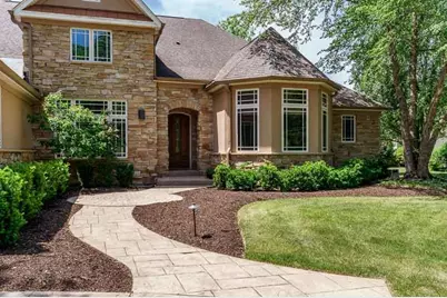 5352 Woodland Pond Lane, Loves Park, IL 61111 - Photo 2