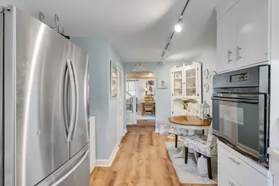 7522 Arlene Avenue, Willowbrook, IL 60527 - Photo 6