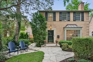 1037 Oak St, Winnetka, IL 60093 - Photo 2
