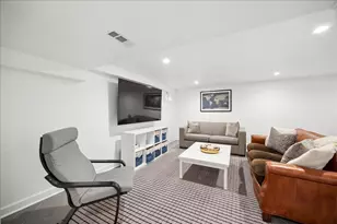 1037 Oak St, Winnetka, IL 60093 - Photo 32