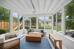 1037 Oak St, Winnetka, IL 60093 - Photo 20