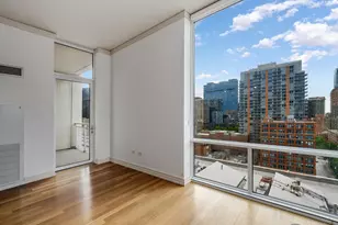 170 W Polk St, Chicago, IL 60605 - Photo 6