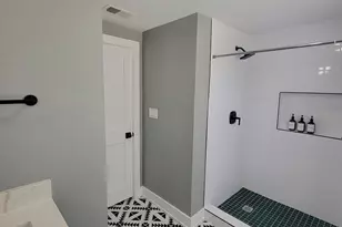 444 N Irving Ave, Hillside, IL 60162 - Photo 16