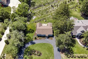 2090 Greenview Rd, Northbrook, IL 60062 - Photo 2