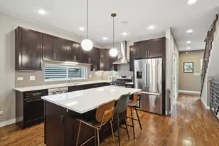 4323 N St Louis Ave, Chicago, IL 60618 - Photo 10