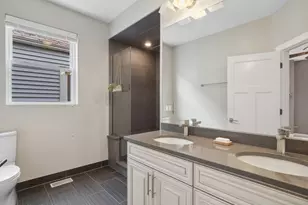 4323 N St Louis Ave, Chicago, IL 60618 - Photo 14