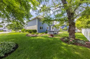 22W126 Glenrise Ct, Glen Ellyn, IL 60137 - Photo 28