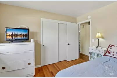 2205 W Hickory Street, Kankakee, IL 60901 - Photo 8