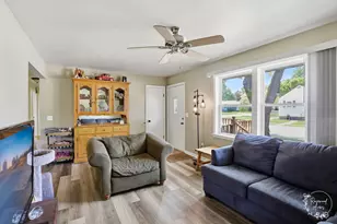 2205 W Hickory St, Kankakee, IL 60901 - Photo 6