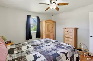 2205 W Hickory St, Kankakee, IL 60901 - Photo 12