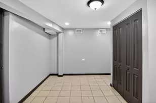 6348 S Greenwood Ave, Chicago, IL 60637 - Photo 32