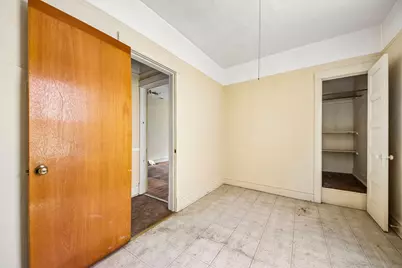 2934 N Gresham Avenue, Chicago, IL 60618 - Photo 12