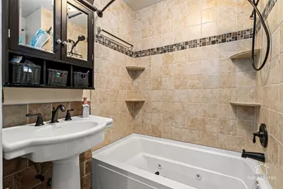 5404 S 72nd Court, Summit, IL 60501 - Photo 14