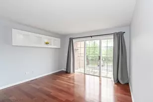 680 Mill Cir, Wheeling, IL 60090 - Photo 10