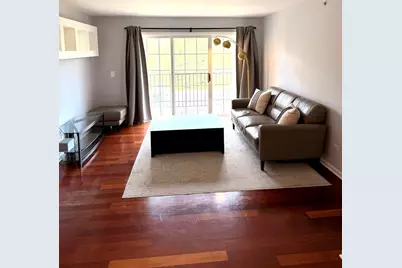 680 Mill Circle #203, Wheeling, IL 60090 - Photo 2
