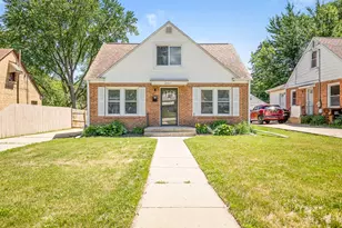 3447 Broadway, Rockford, IL 61108 - Photo 2