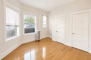 668 W Sheridan Rd, Chicago, IL 60613 - Photo 10