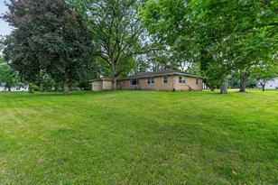 201 N Vermillion St, Troy Grove, IL 61372 - Photo 26