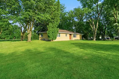 201 N Vermillion Street, Troy Grove, IL 61372 - Photo 36