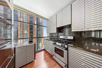 [Address not provided], Chicago, IL 60601 - Photo 8