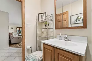 8924 Kenneth Dr, Des Plaines, IL 60016 - Photo 26