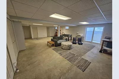112 Pheasant Run, Chicago, IL 62898 - Photo 34
