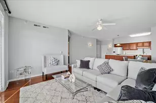 5055 Madison St, Skokie, IL 60077 - Photo 10
