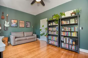1049 W Ainslie St, Chicago, IL 60640 - Photo 6
