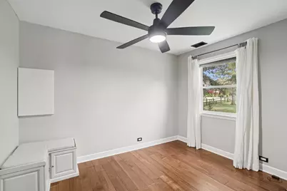 26701 W Karen Drive, Wauconda, IL 60084 - Photo 14