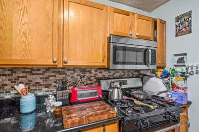 924 S Lake Court #105, Westmont, IL 60559 - Photo 12