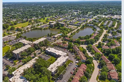 924 S Lake Court #105, Westmont, IL 60559 - Photo 24
