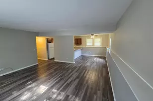 12381240 Thomas Dr, Woodstock, IL 60098 - Photo 8