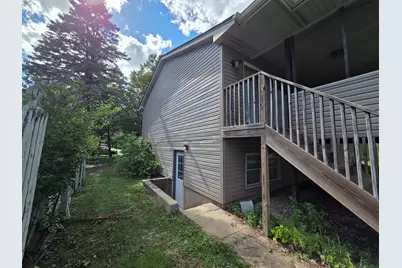 1238-1240 Thomas Drive, Woodstock, IL 60098 - Photo 2