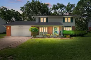 2769 Shannon Rd, Northbrook, IL 60062 - Photo 1
