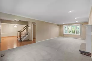 2769 Shannon Rd, Northbrook, IL 60062 - Photo 2