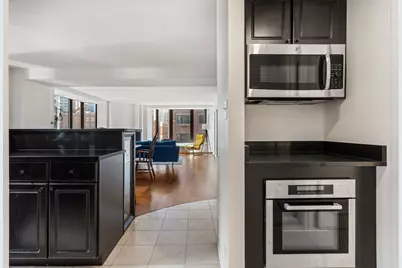 40 E Delaware Place #1502, Chicago, IL 60611 - Photo 12