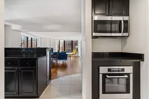 40 E Delaware Pl, Chicago, IL 60611 - Photo 12