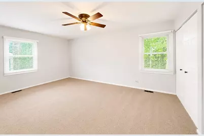 209 Briarheath Lane, Naperville, IL 60565 - Photo 10