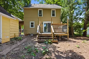 813 W Perry St, Belvidere, IL 61008 - Photo 20