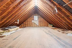 813 W Perry St, Belvidere, IL 61008 - Photo 28