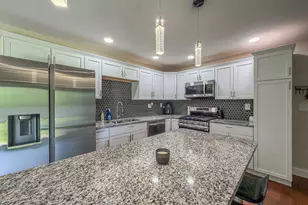 400 W Wing St, Bement, IL 61813 - Photo 12
