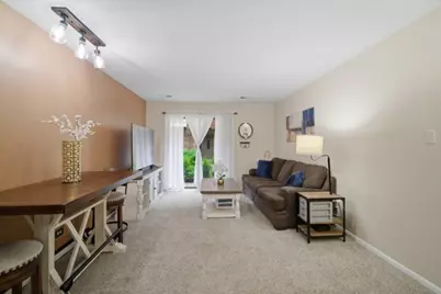 607 W Central Road #1A, Mount Prospect, IL 60056 - Photo 6