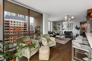 635 N Dearborn St, Chicago, IL 60654 - Photo 12