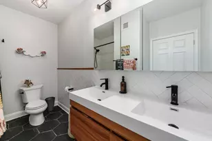 635 N Dearborn St, Chicago, IL 60654 - Photo 20